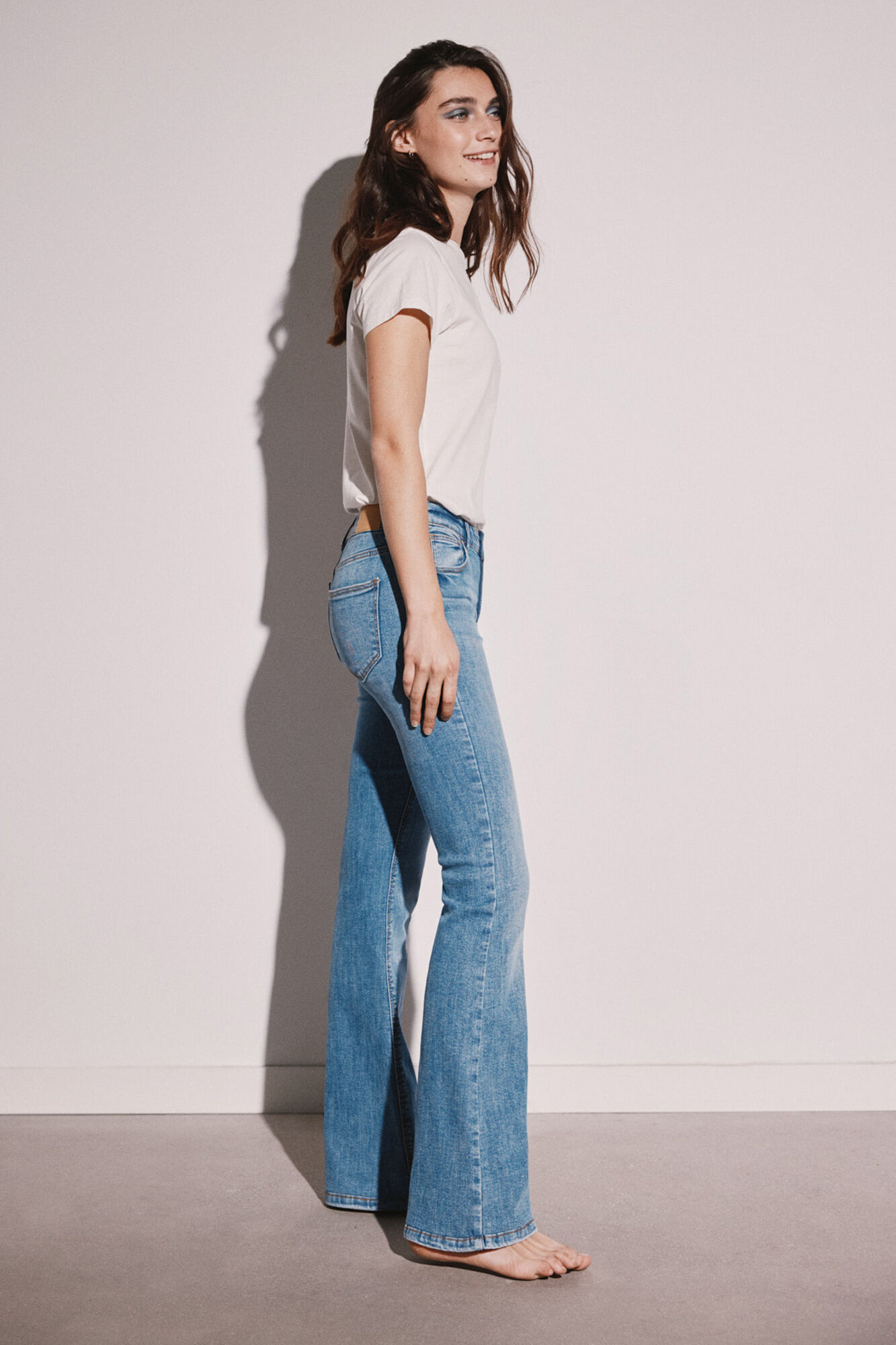 Calça jeans flare de algodão
