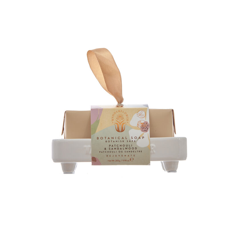 Wanderflower såpestykke med tilhørende såpeskål patchouli og sandeltre