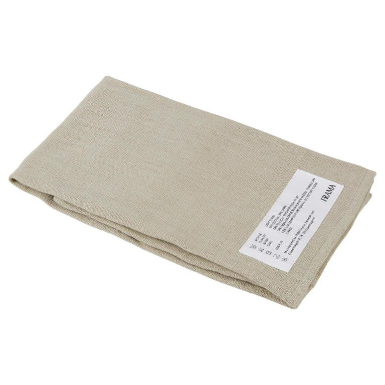 Frama Light Towel handdoek 70x140 Sage Green