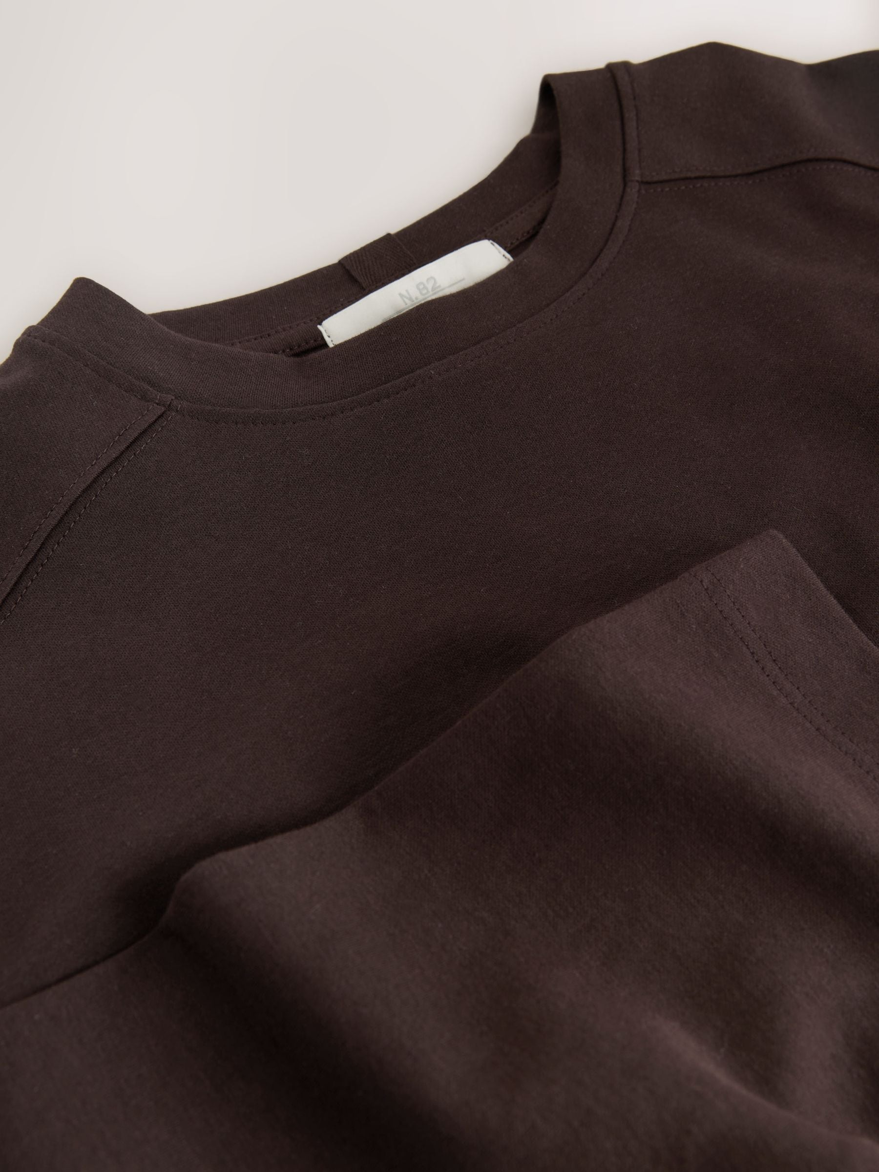 Chocoladebruin - Dik T-shirt met lange mouwen en ronde hals
