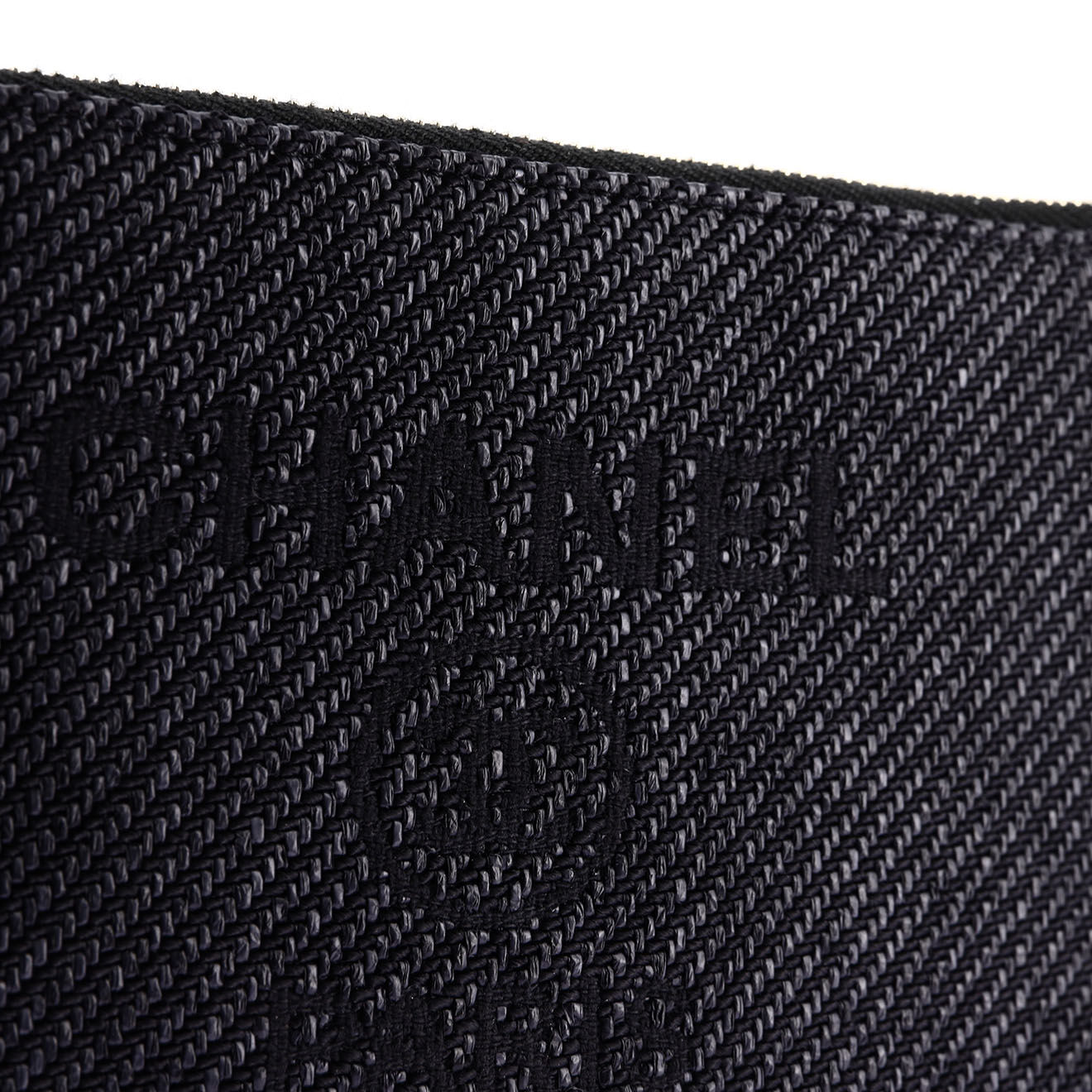 Chanel Pochette en Raphia & Laine anthracite - Neuf sans étiquette - 20x12 cm