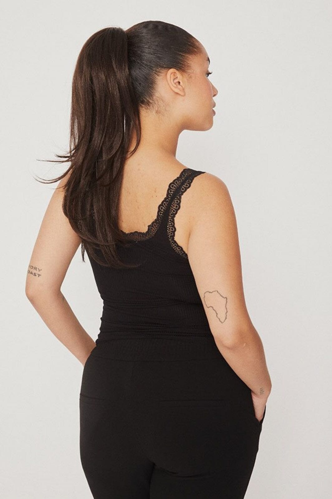 MbyM Cerise-M black