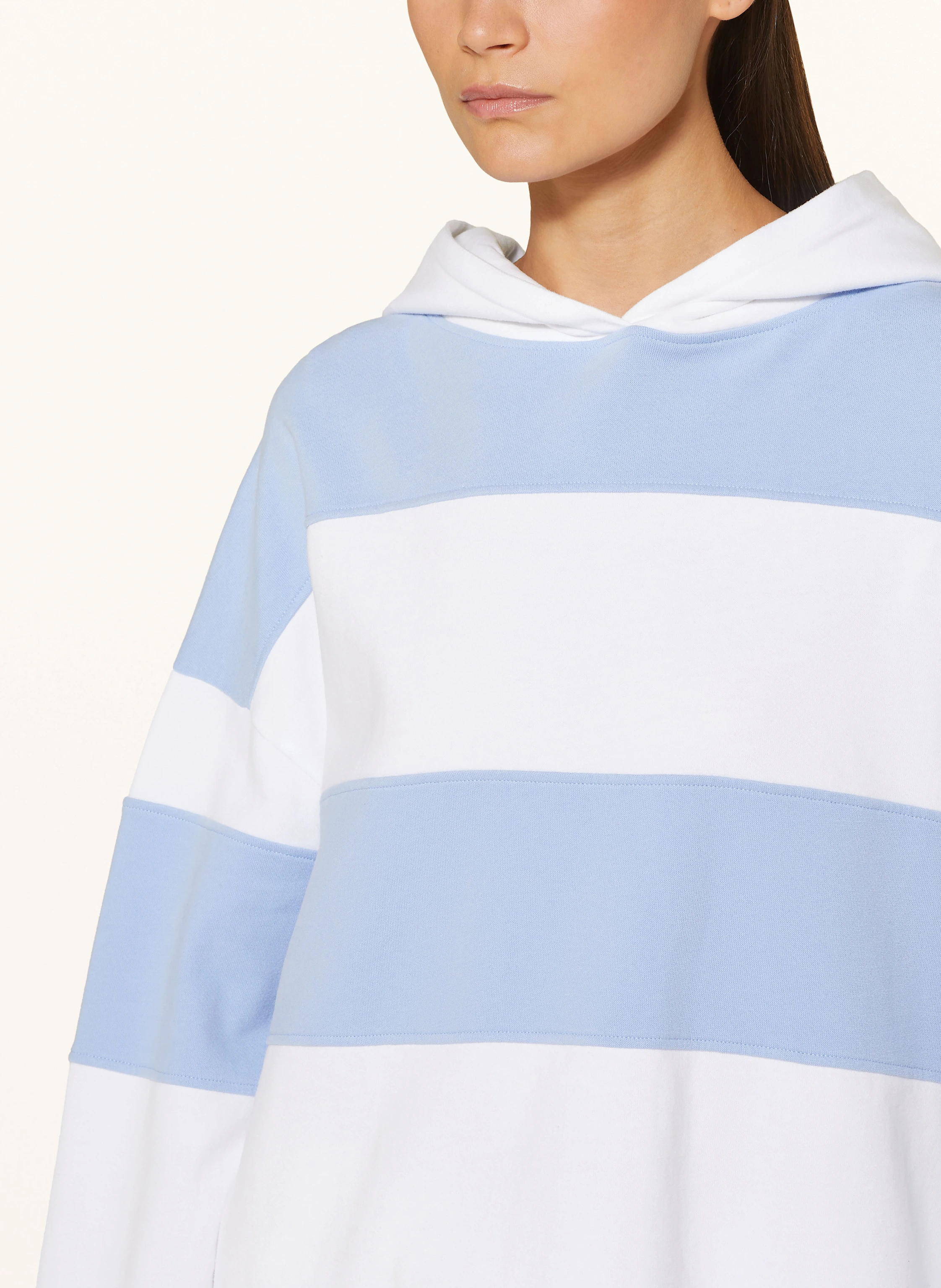 Juvia Hoodie CAREN