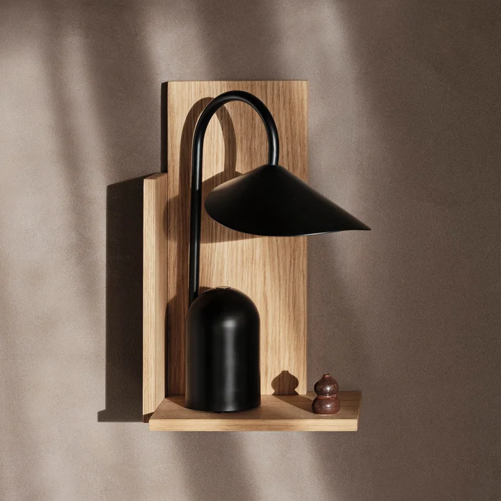 Ferm Living - Arum Akku LED-Tischleuchte, sienna
