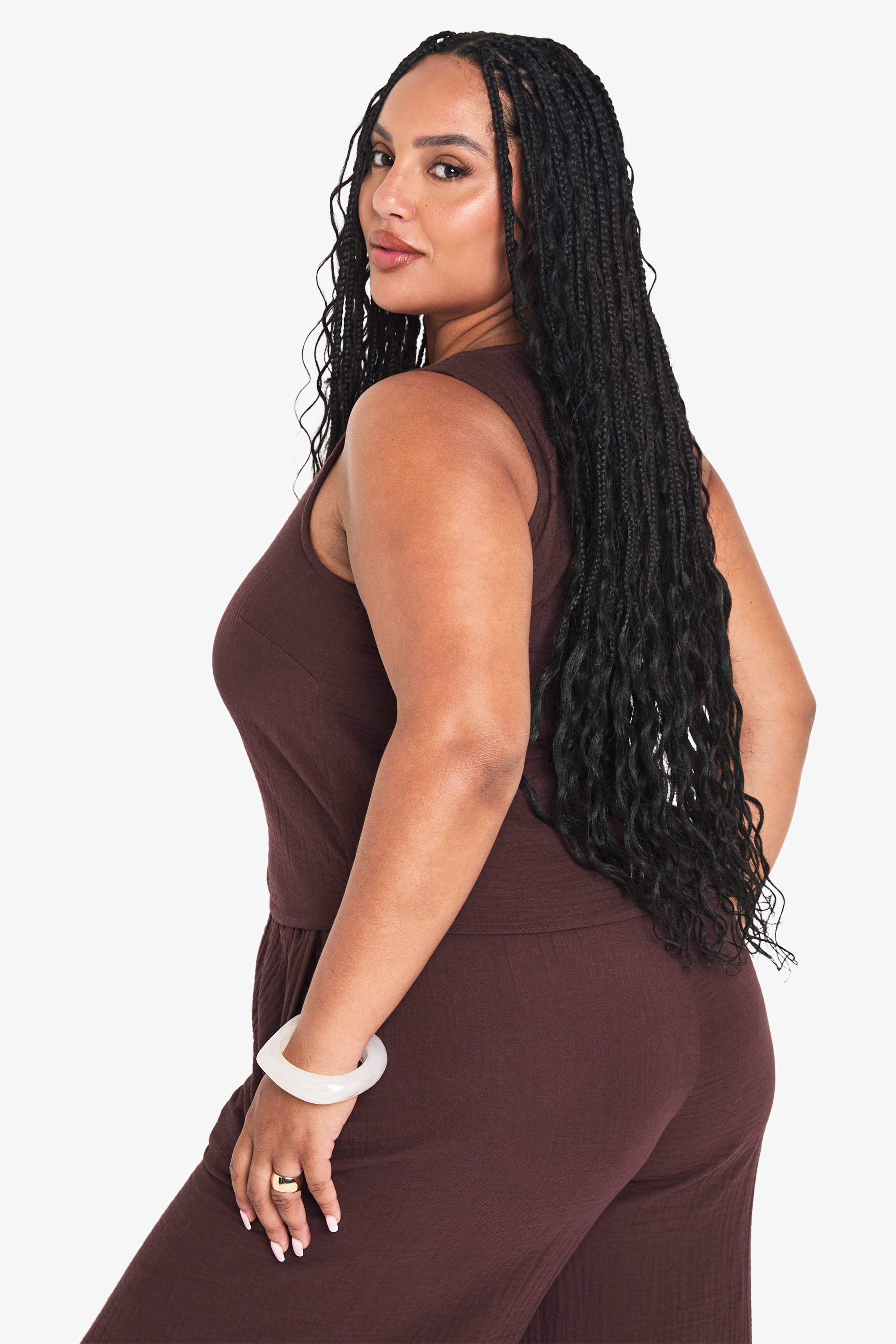 boohoo Haut Grande Taille Sans Manches En Gaze De Coton Avec Liens À Nouer Devant