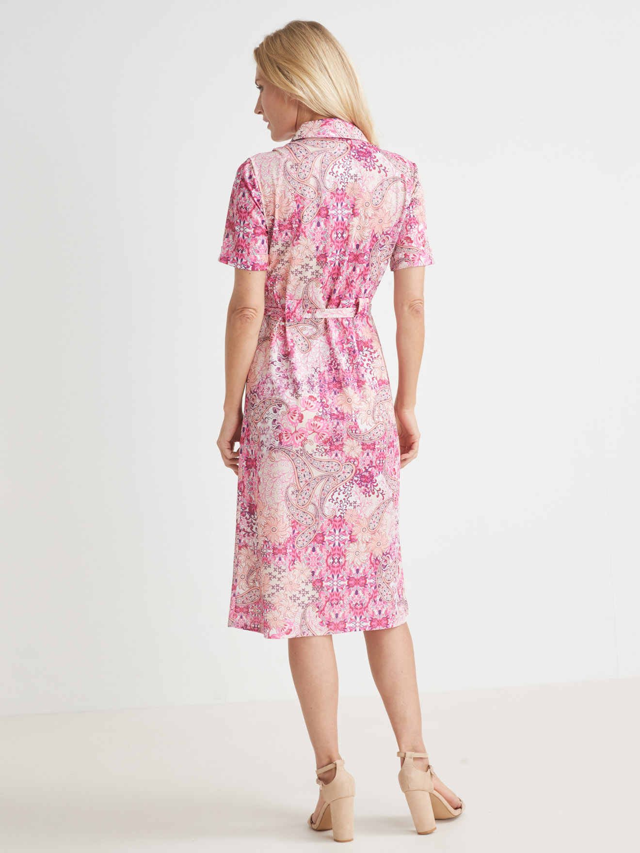 Robe classique toute boutonnée