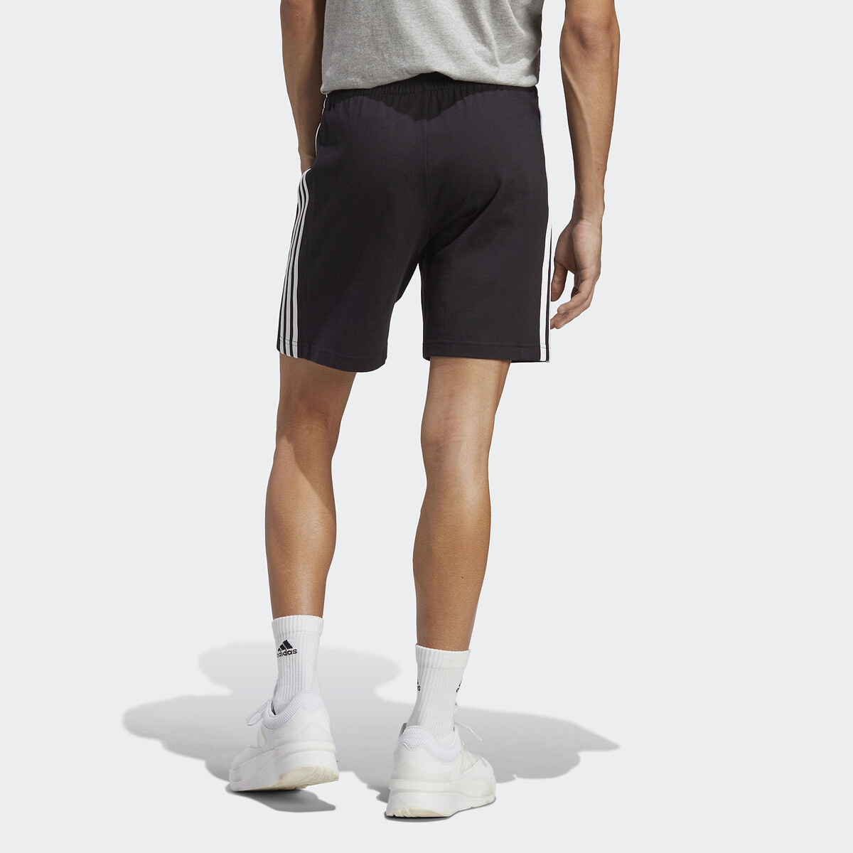 ADIDAS ROUPAS ESPORTIVAS<br>Calção Essencial 3 listras