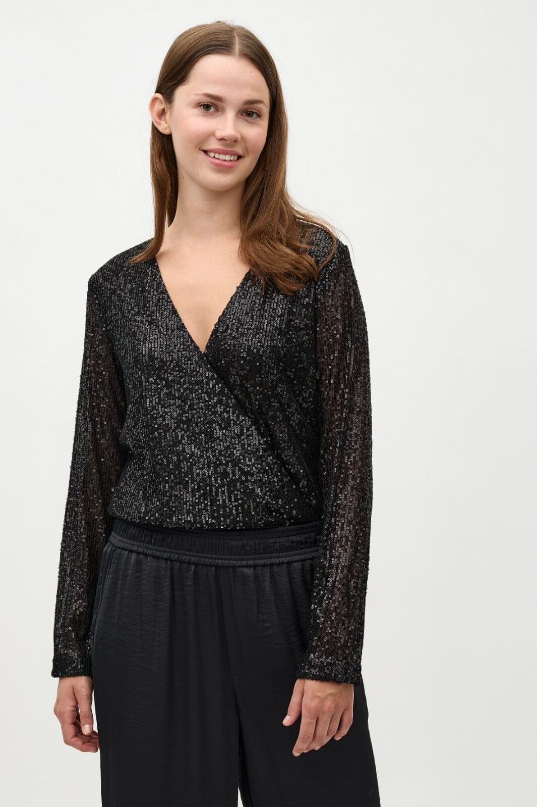MbyM Lilu-M 880 black