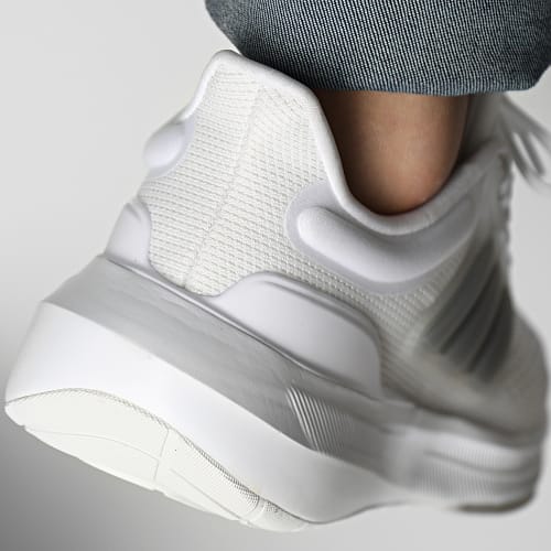 Baskets Ultrabounce HP5772 Footwear White Grey Three Crystal White