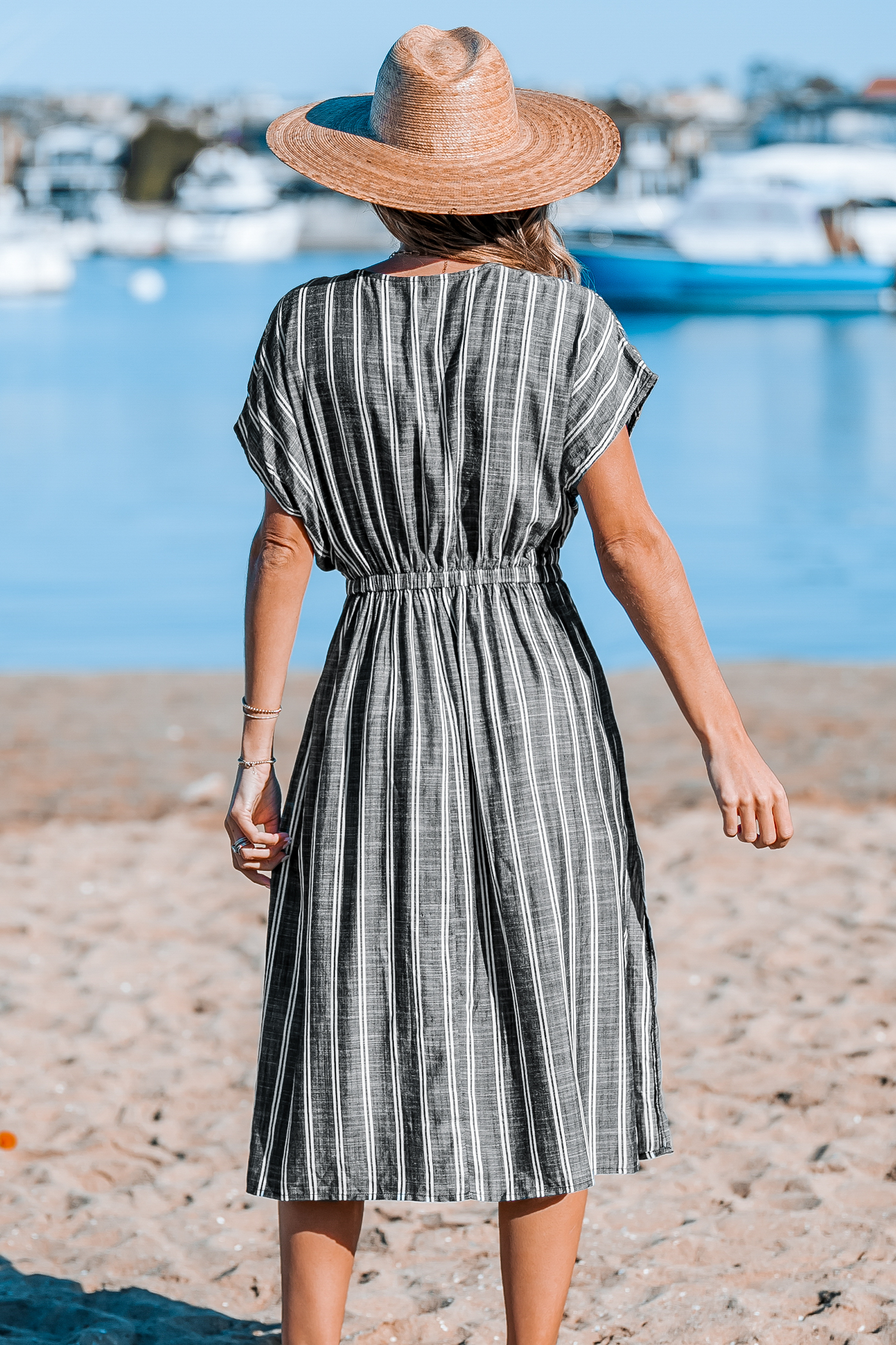 Robe cover up à rayures