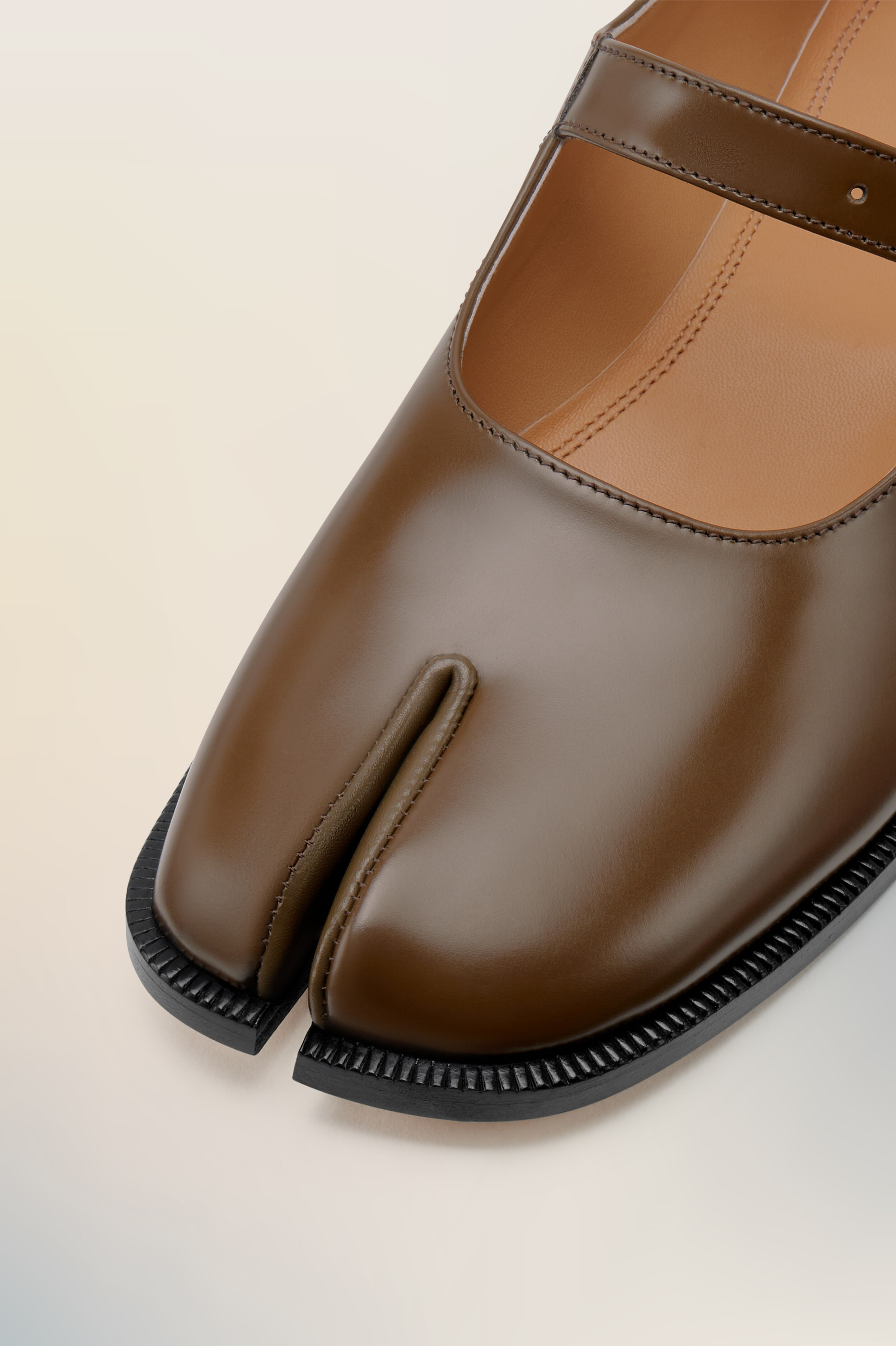 Mary-Janes Tabi marron en cuir pour femme Bois