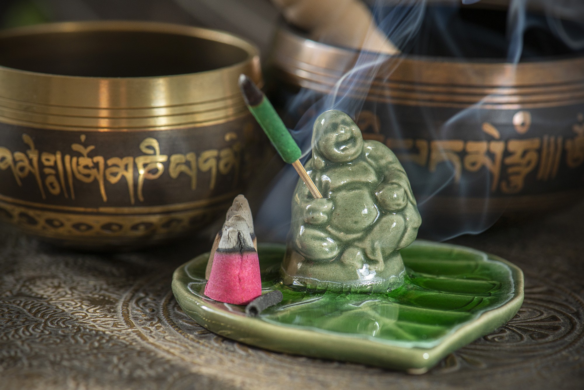 Räucherstäbchenhalter 'Buddha', grün, aus Keramik, B 9 cm, T 8 cm, H 4 cm günstig bestellen
