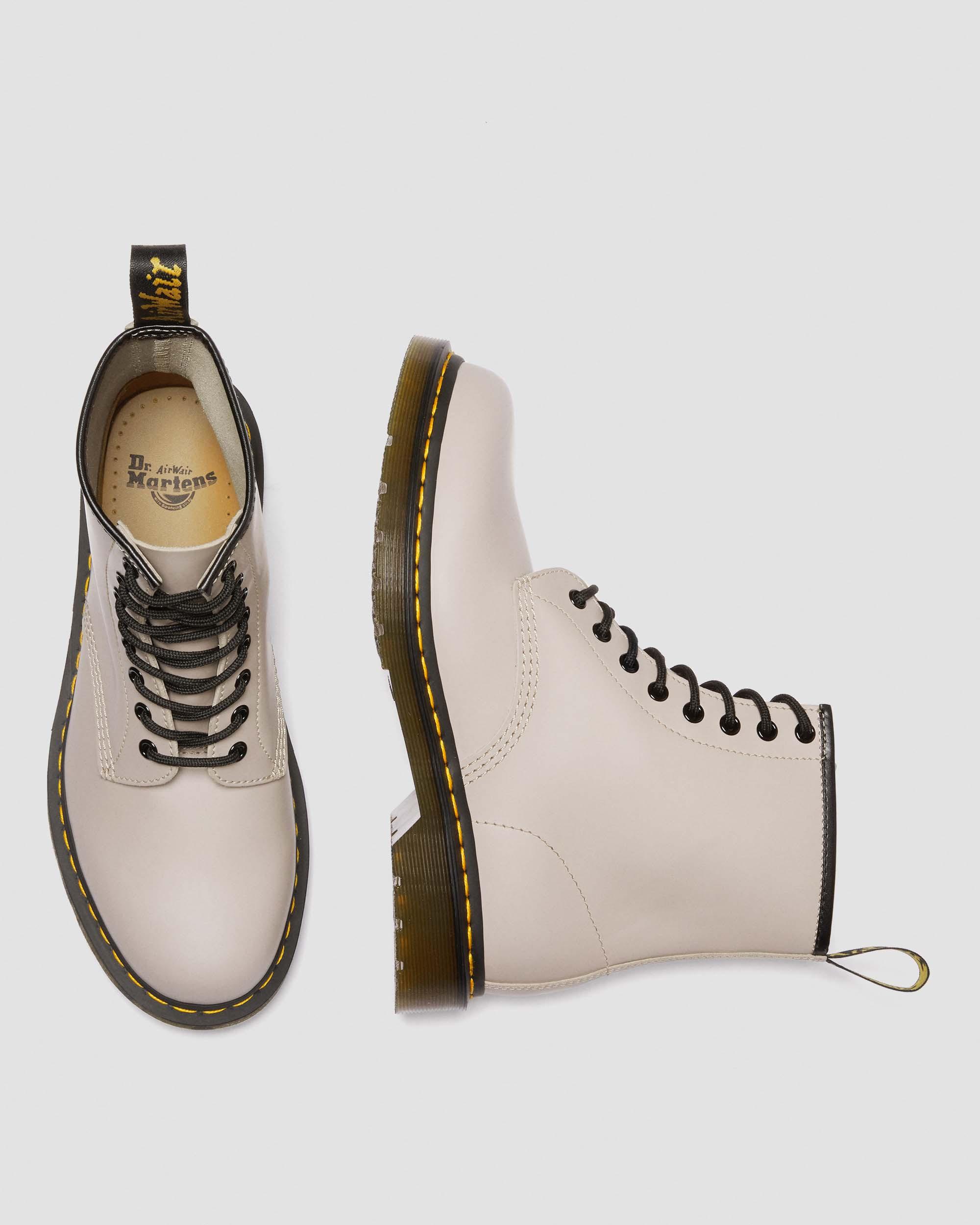 1460 Smooth Leather Lace Up Boots