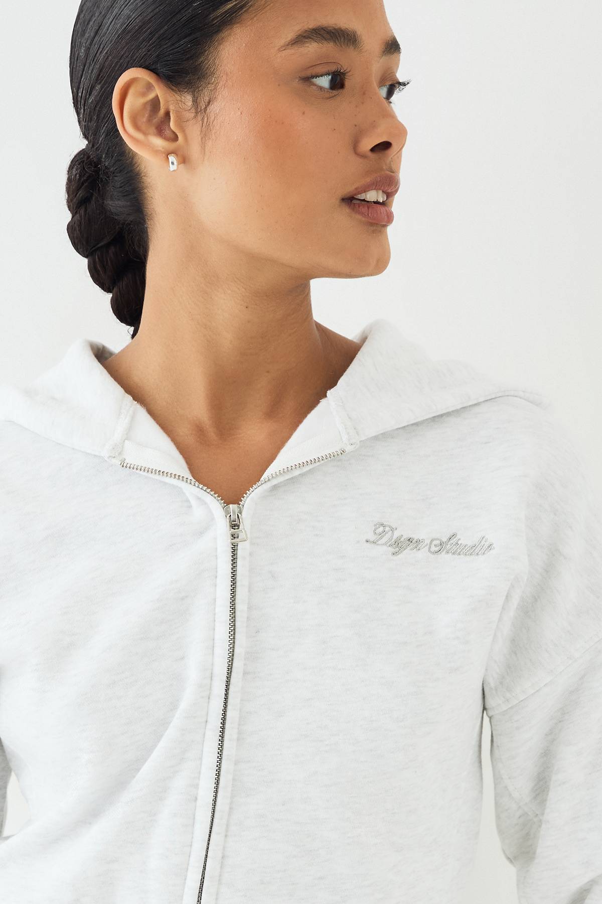 Sweat à casynthétiqueche zippé brodé Script DSGN Studio