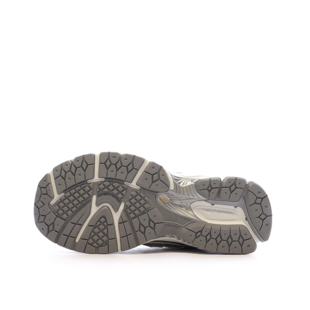 New Balance New Balance 1906 Baskets Grises/Beiges Garçon GC1906EV