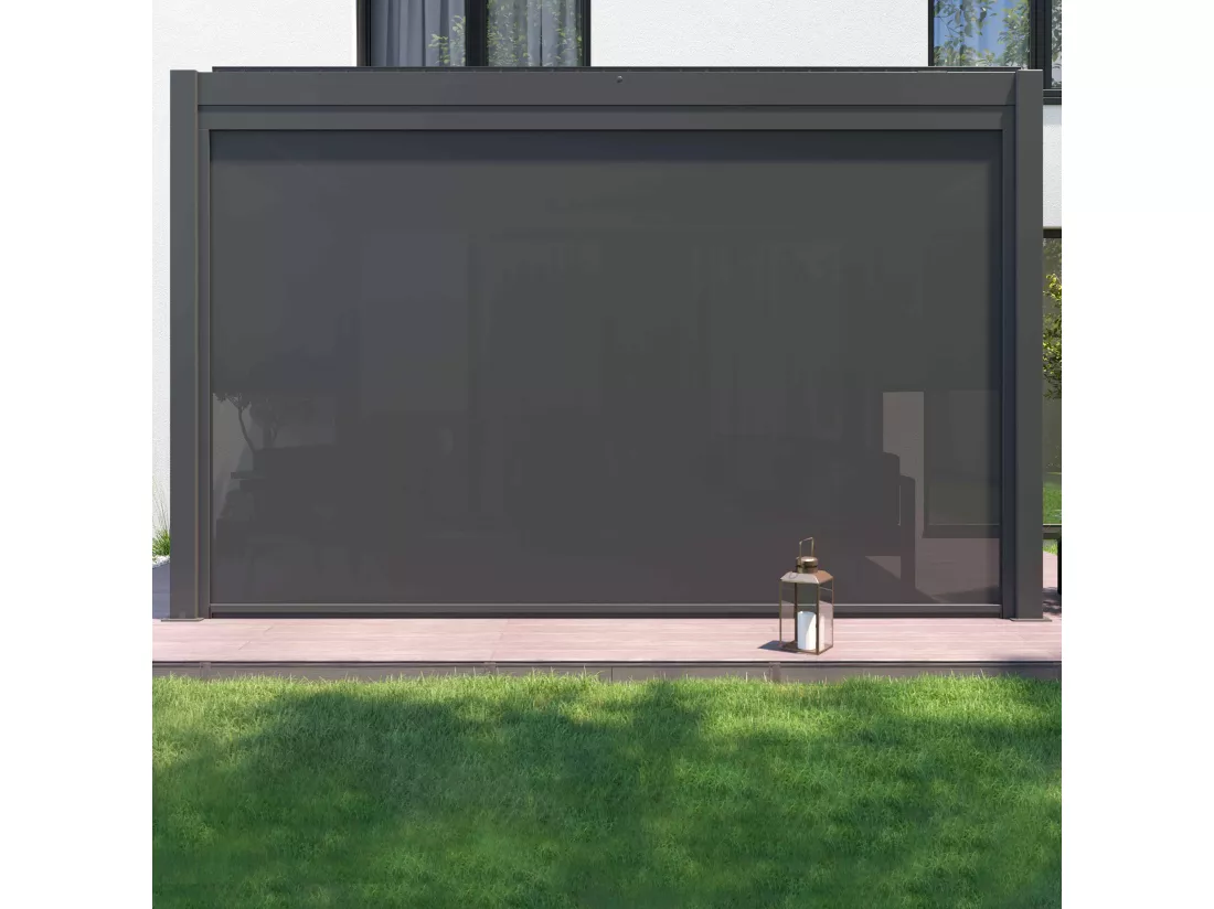 Pergola bioclimatique adossée et motorisée éclairée 3x4m et 1 store