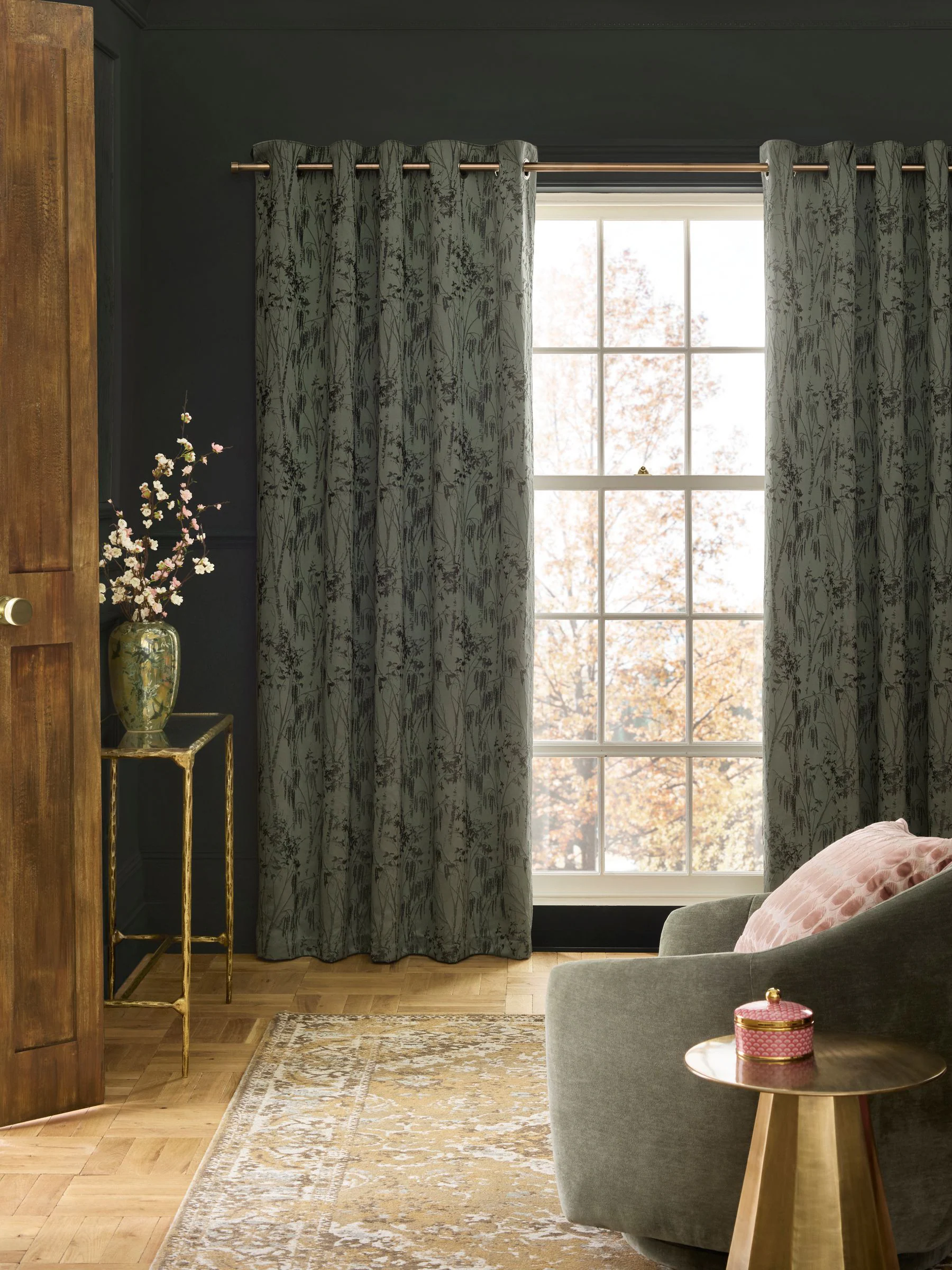 Boom Jacquard Eyelet Gevoerde Gordijnen
