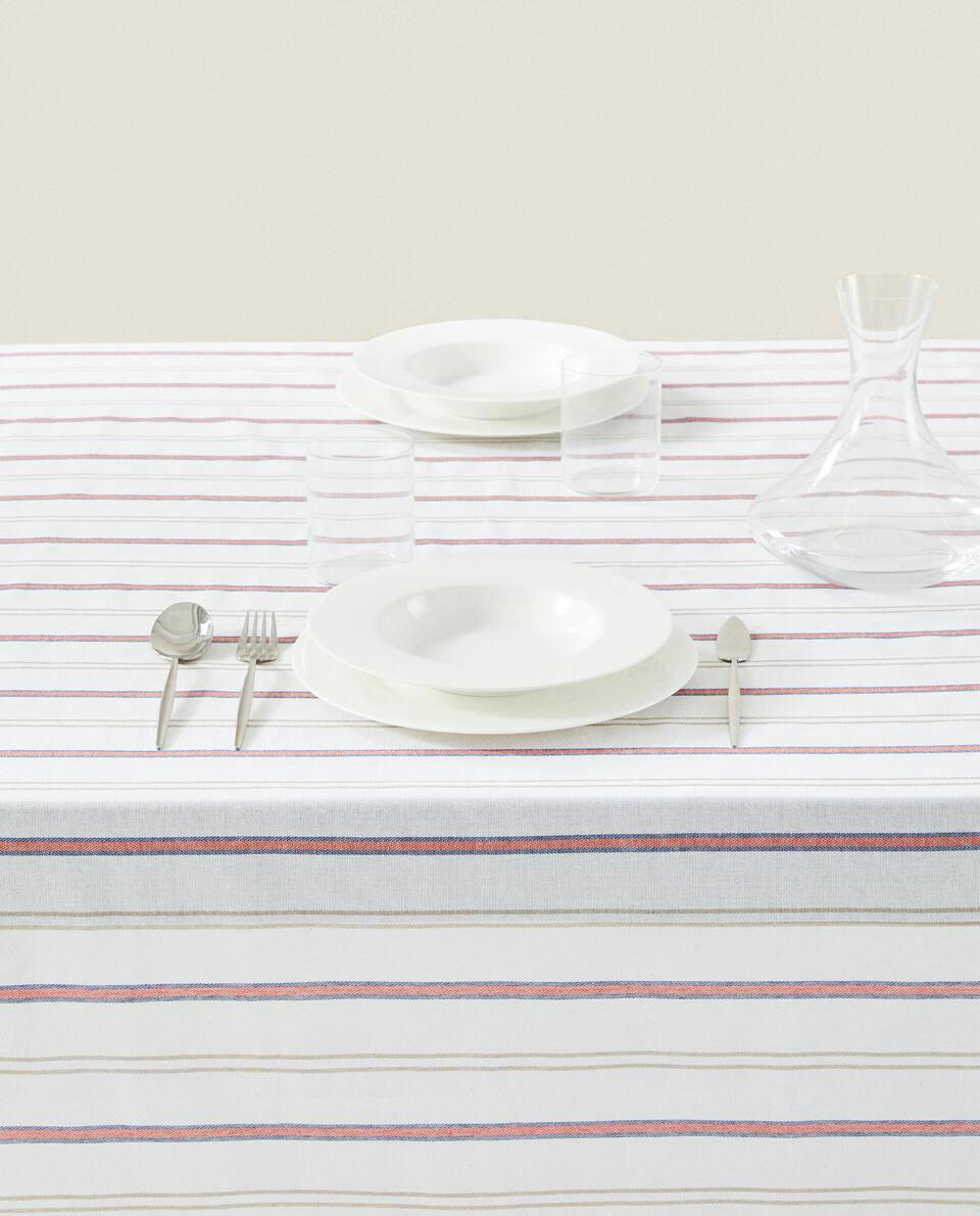 TOALHA DE MESA DE ALGODÃO COM FIOS TINGIDOS