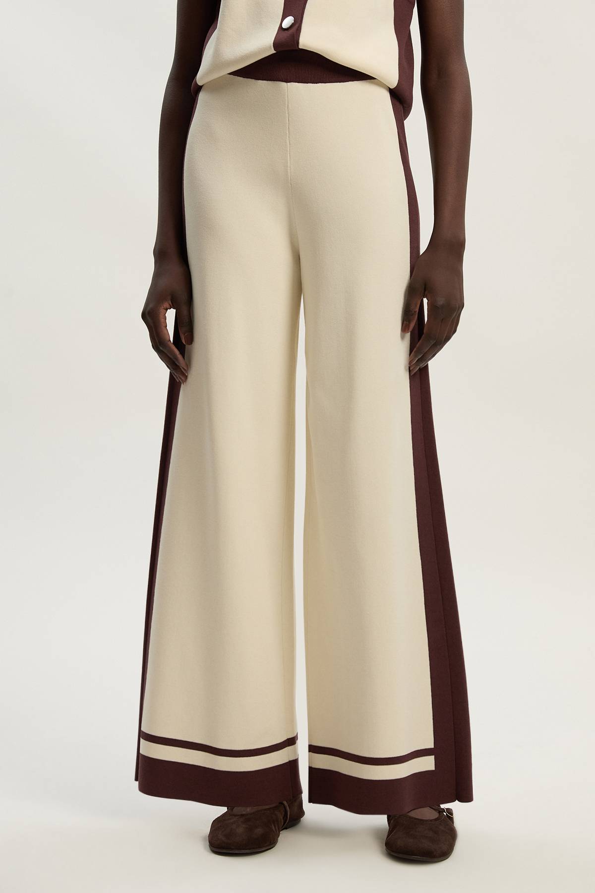 KarenMillen Pantalon Tricoté à Blocs de Couleur