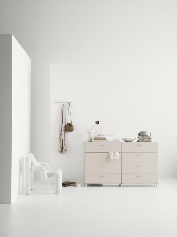 String Furniture Relief wide ladekast 82x92,5 grijs
