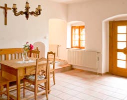 Zauberhafte Unterkünfte für Zwei in Frauenhofen als Geschenk