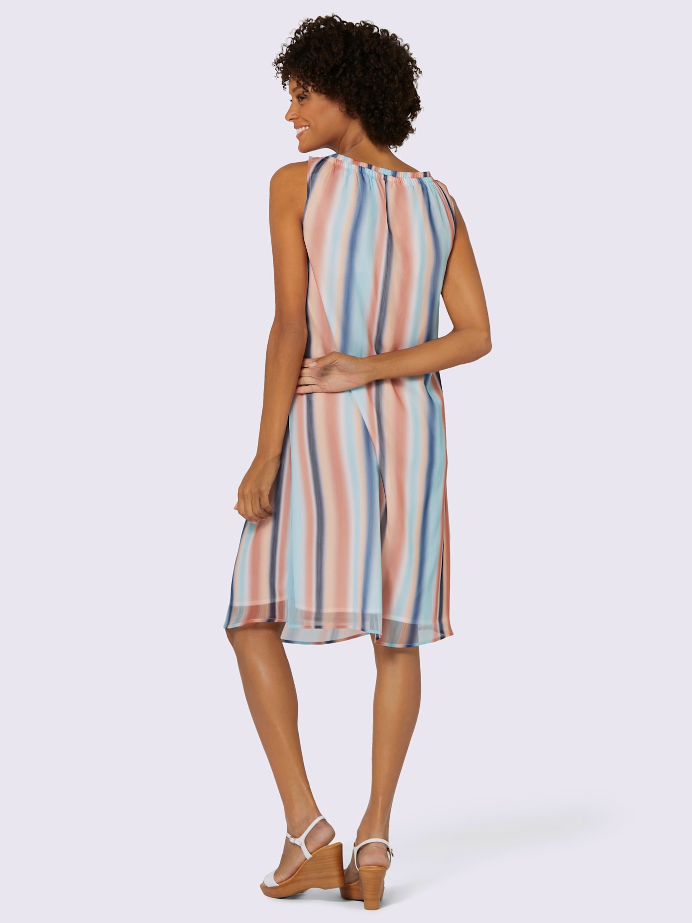 Robe qualité polyester douce et fluide
