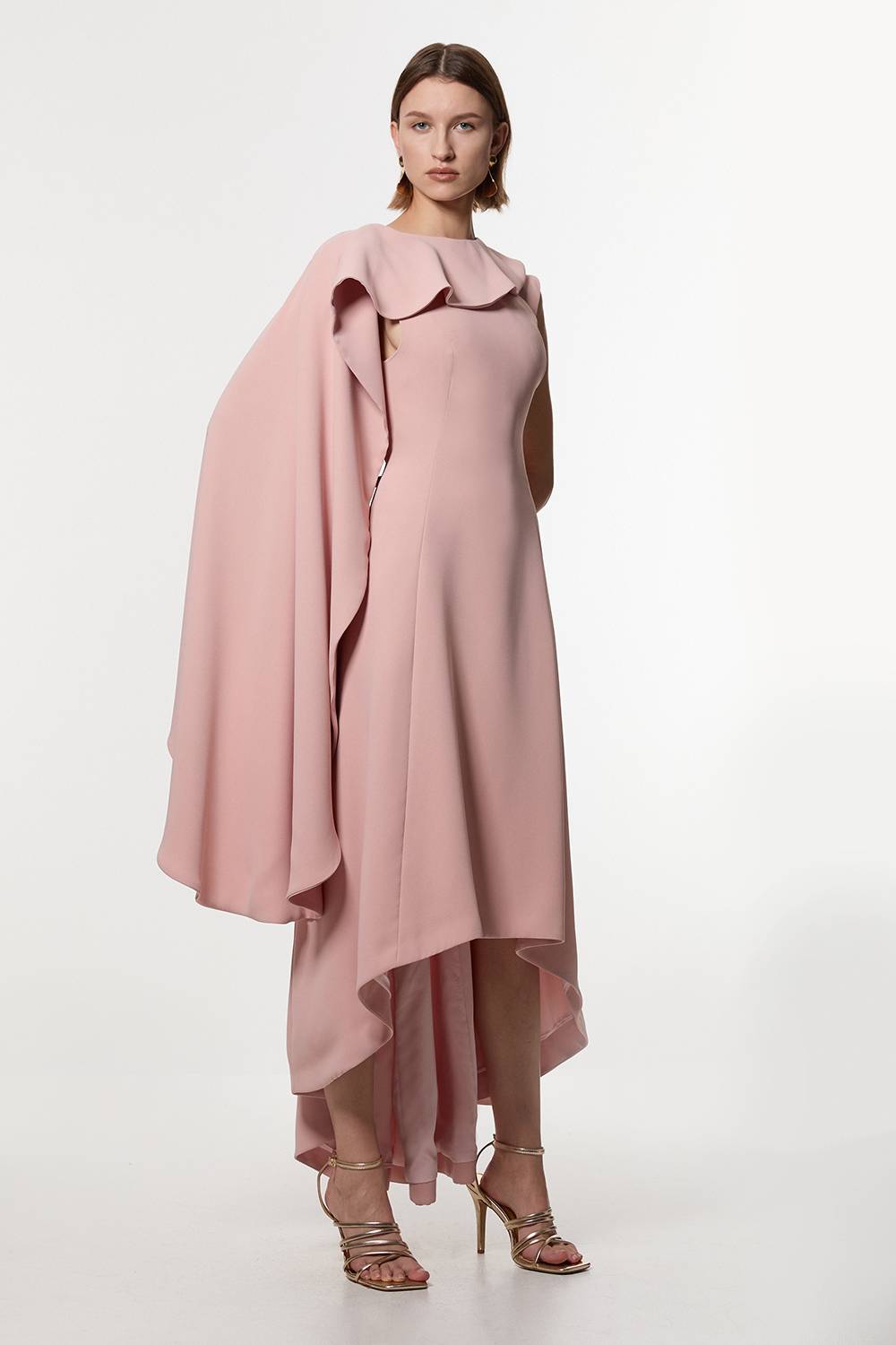 KarenMillen Petite robe maxi à jupe complète, coupe soft tailleur, avec détail de cape en blocs de couleurs