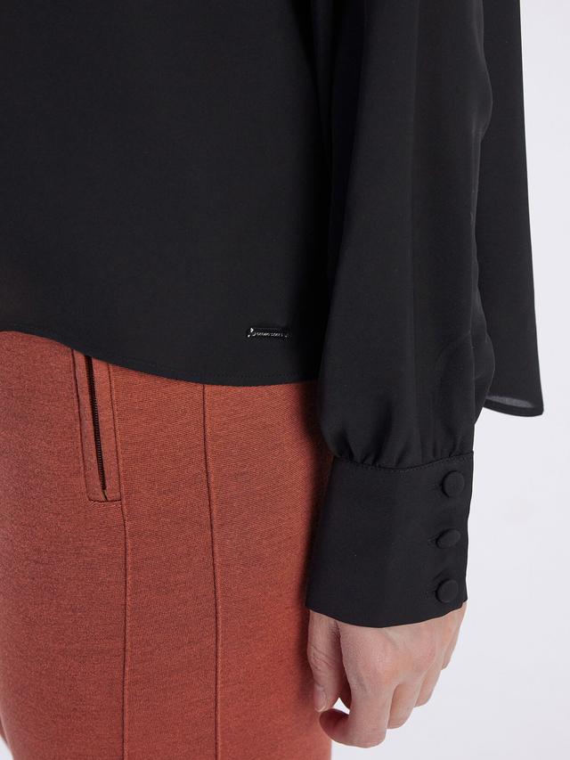 Bluse mit Stehkragen