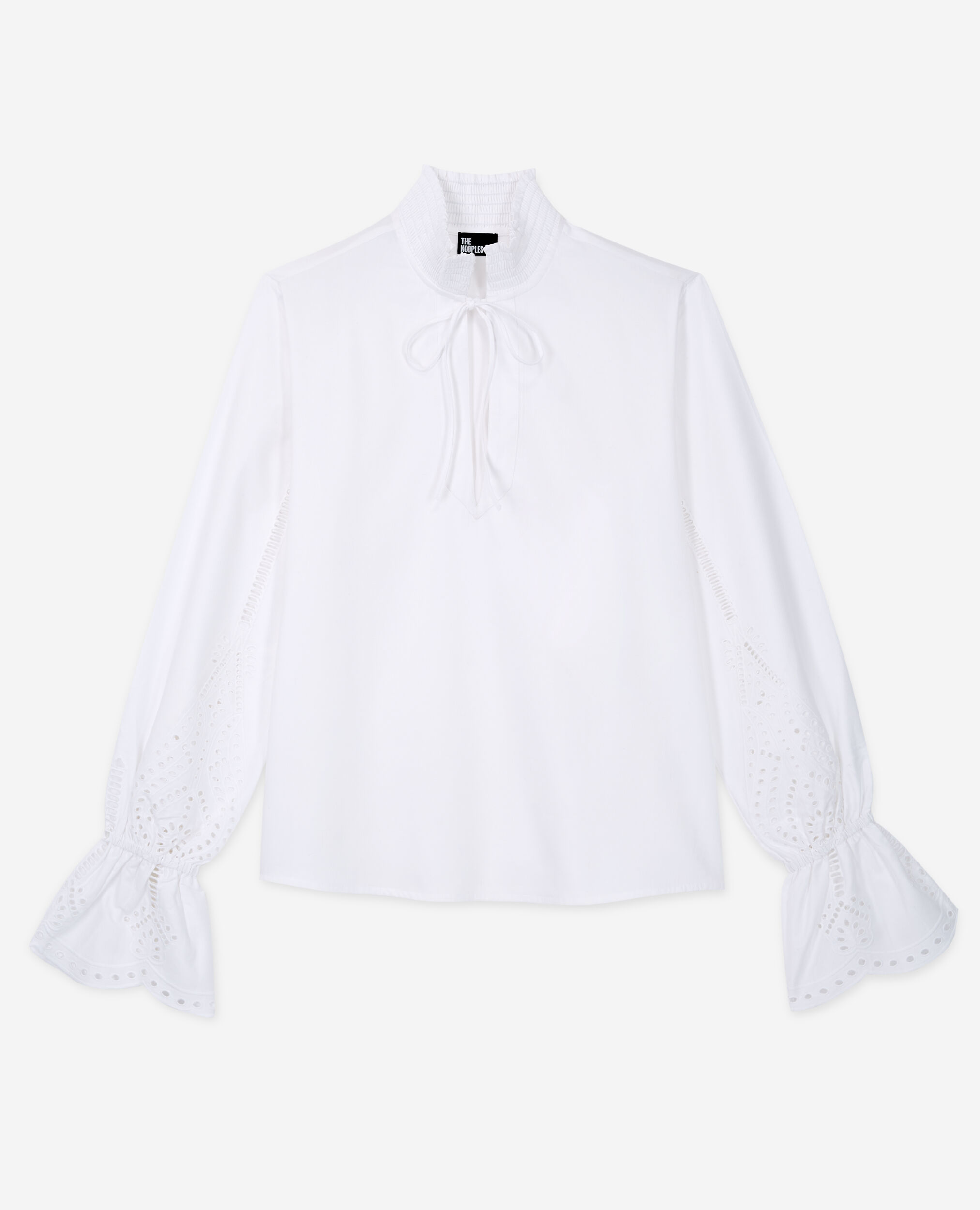 Blouse blanche avec broderie Anglaise
