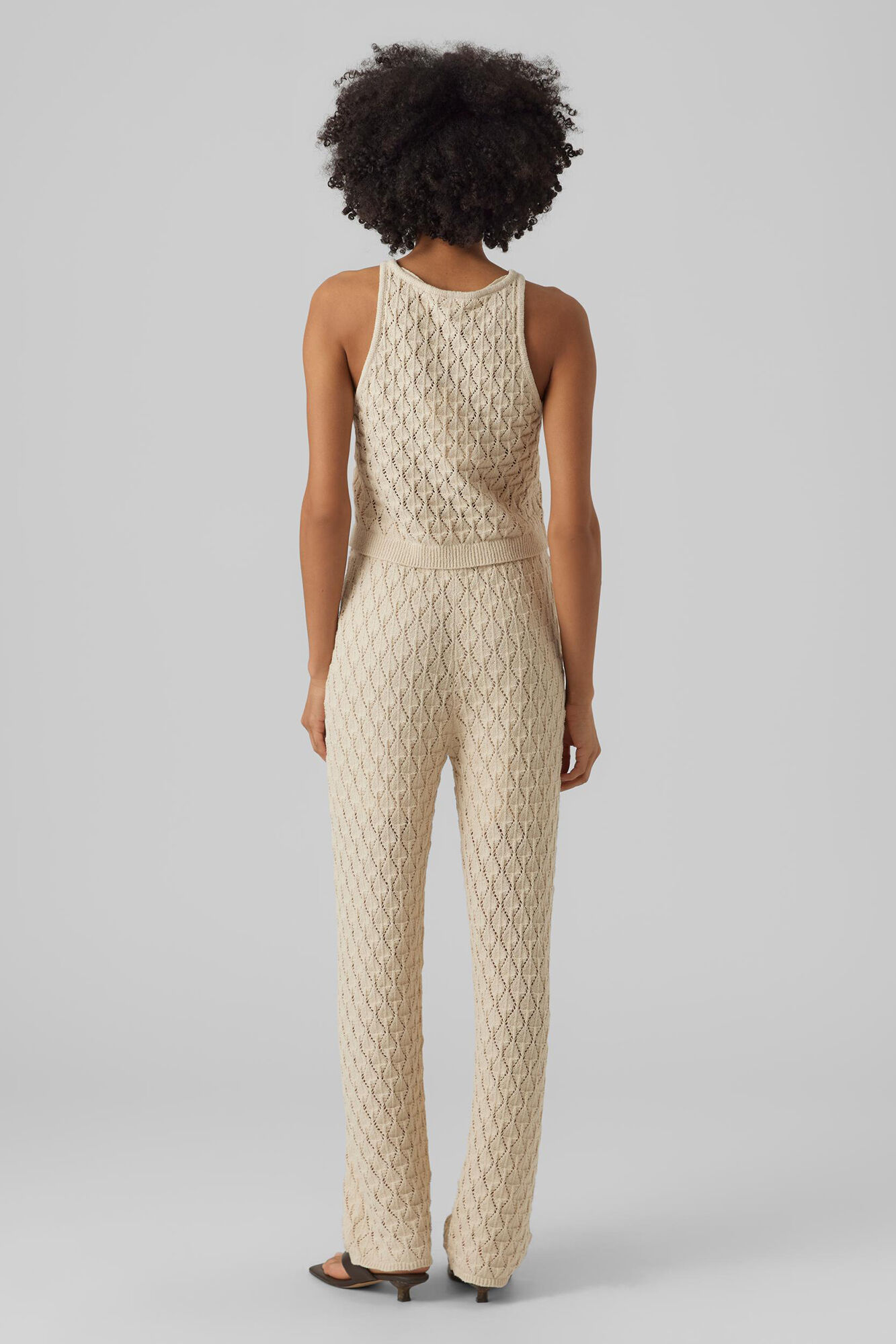 Top de crochê com decote halter - Cinza