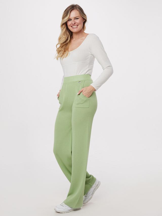 Marlenehose im Strukturstrick
