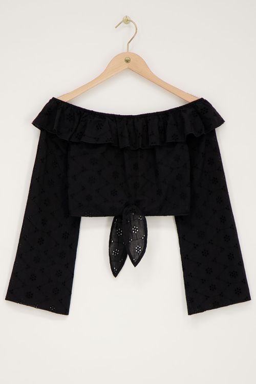 Zwarte off-shoulder top met broderie en strikdetail
