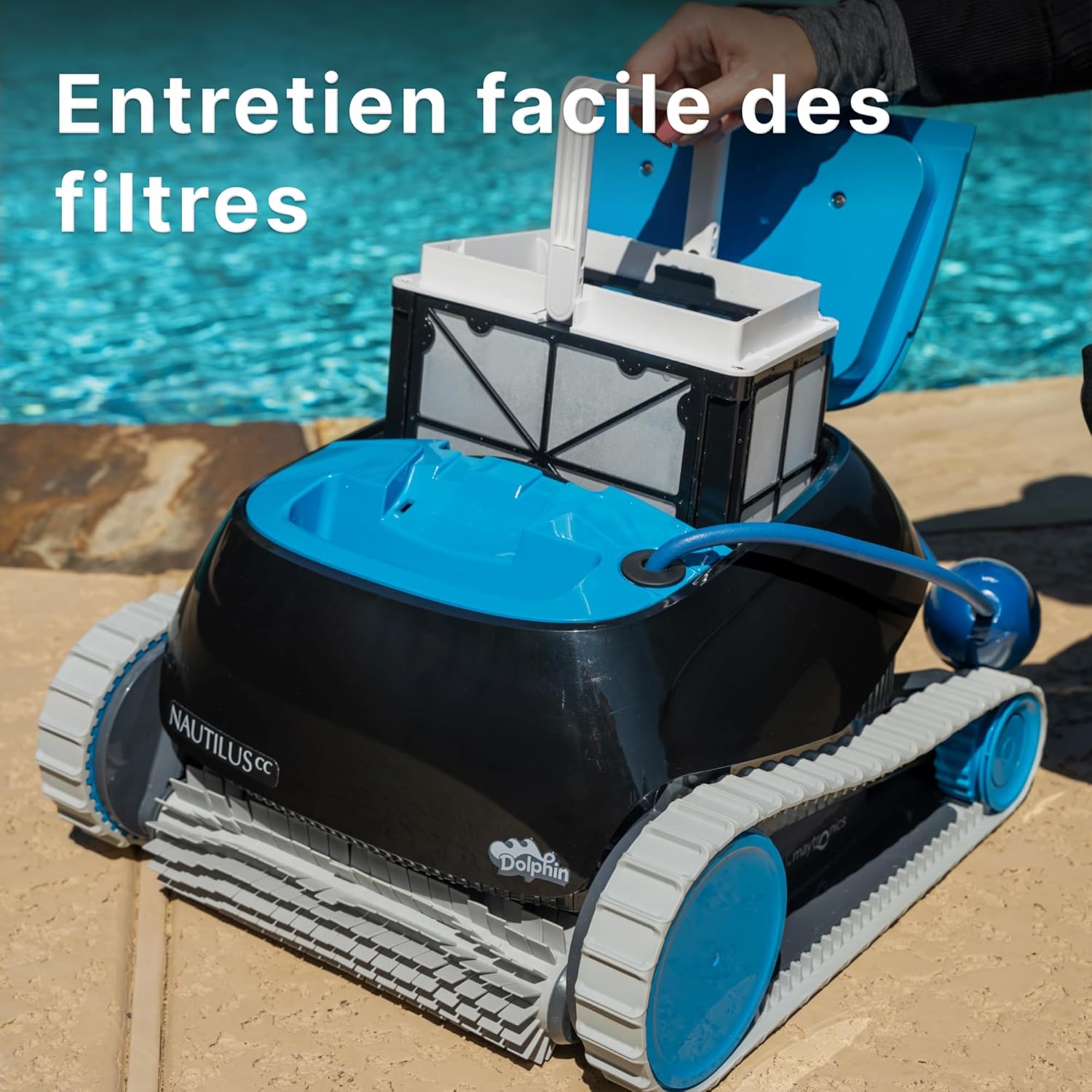 Dolphin Nautilus CC Robot Nettoyeur de Piscine électrique pour Piscine enterrée Jusqu’à 10 m avec Caddy du Transport et Housse de Protection Classique