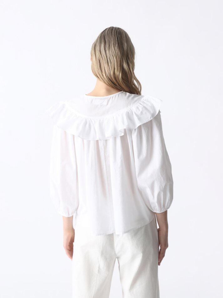 Blusa com detalhe de babado - Branca