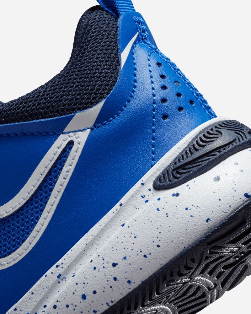 Chaussures de basket Nike Team Hustle D 11 Bleu Royal & Blanc pour enfant