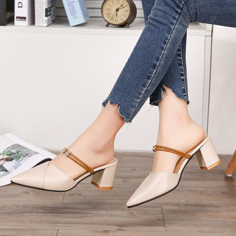 Niuna - Slingback pumps met puntige blokhak van imitatieleer