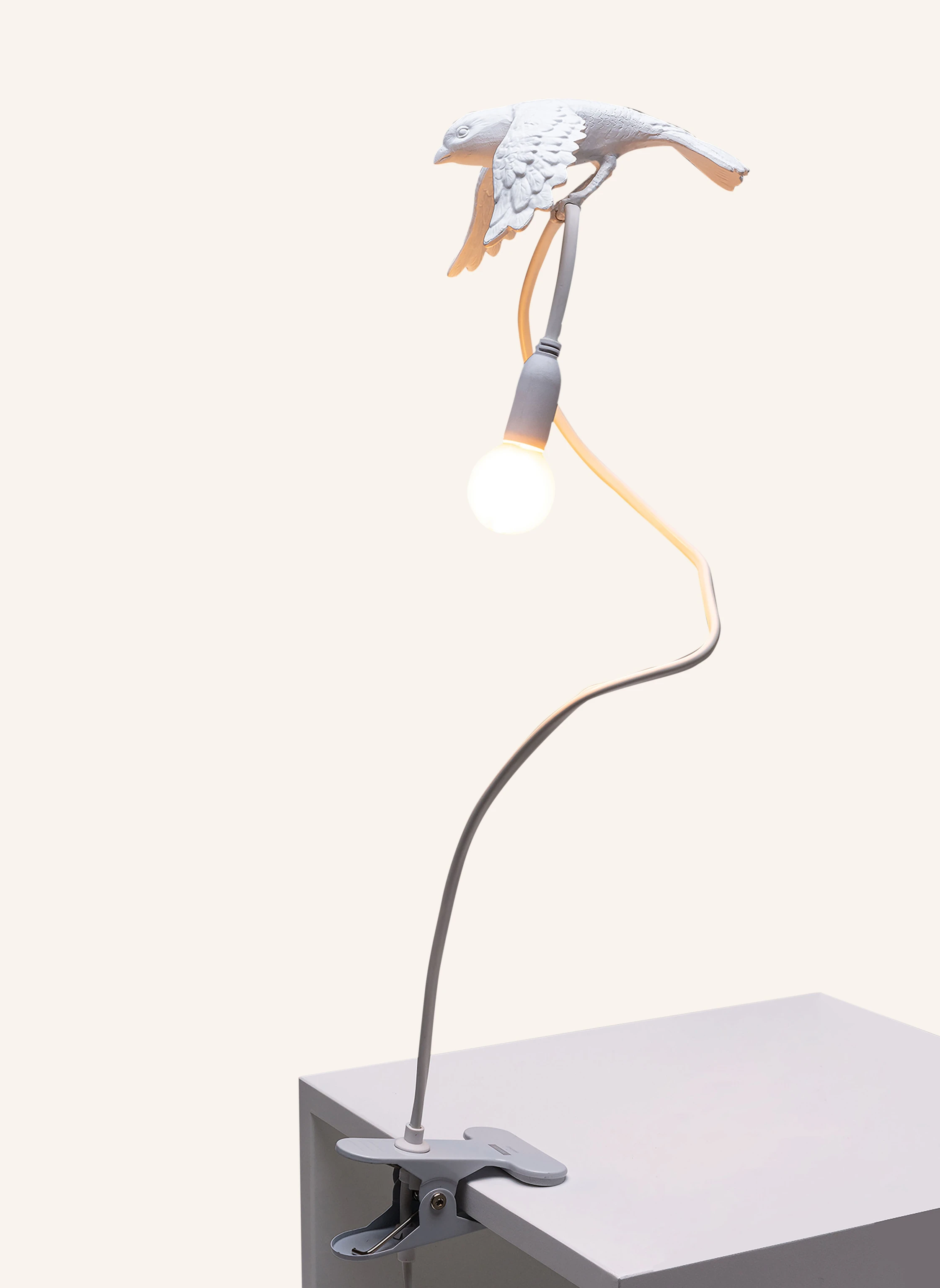 SELETTI Tischleuchte SPARROW TAKING OFF