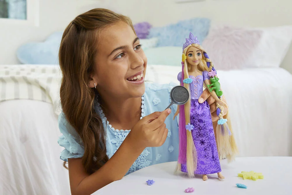 POUPEE  RAIPONCE CHEVELURE FABULEUSE