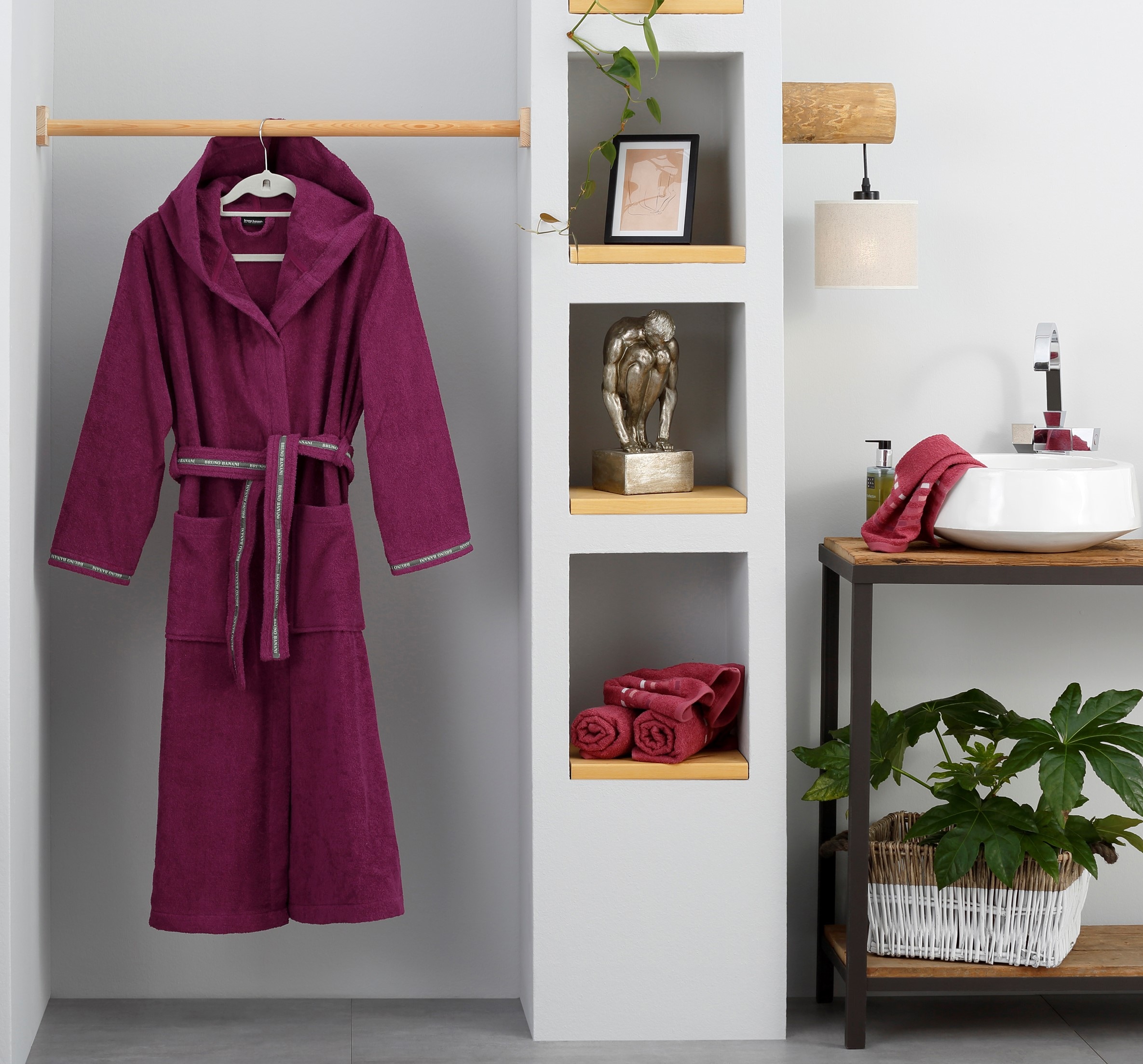 Bruno Banani Damenbademantel »Danny, ideal für Sauna & Spa, Hotelbademantel, Morgenmantel«, 1 Stk. mit Logostreifen, aus 100% Baumwolle, XS-3XL