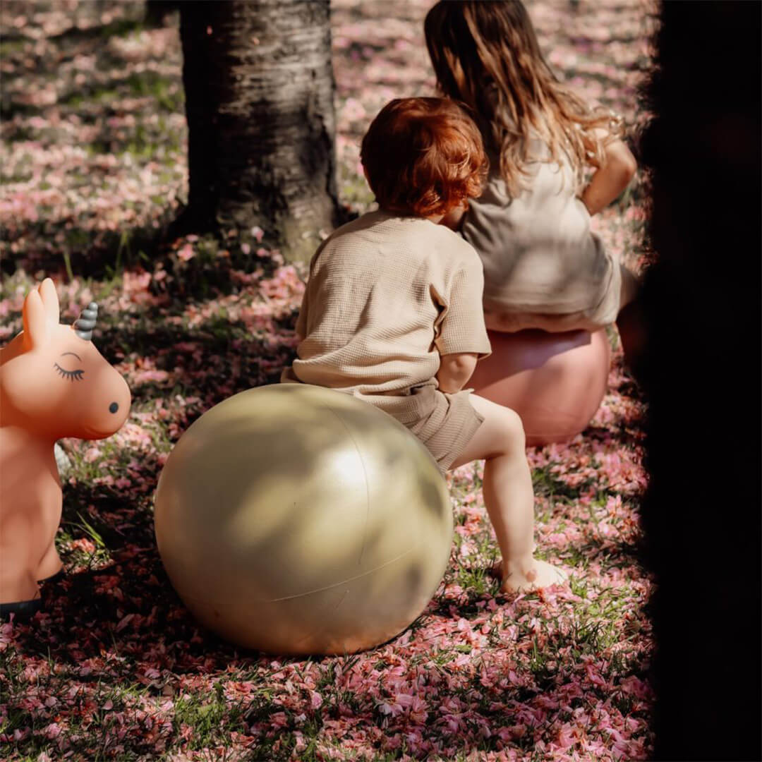 Find that hippo skippybal old gold - 45 cm