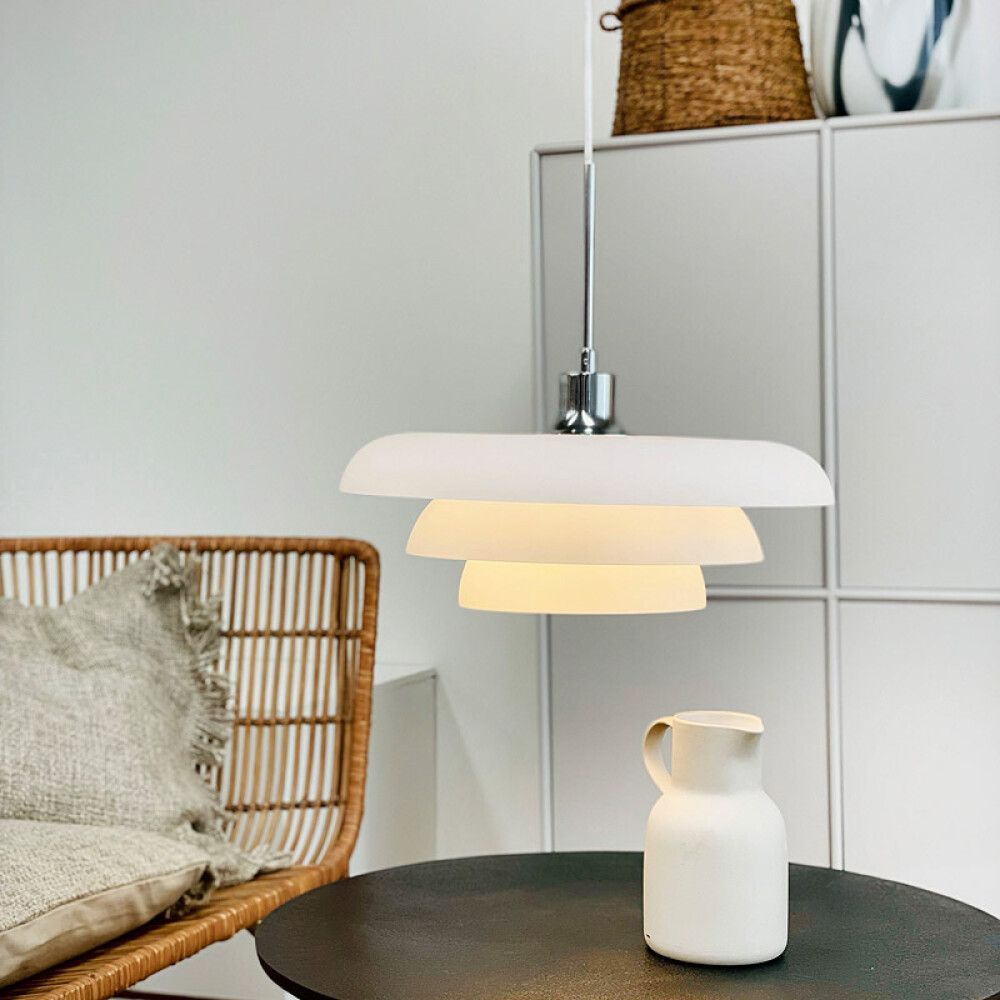 TAKLAMPE DYBERG LARSEN AVA 40CM OPAL/KROM