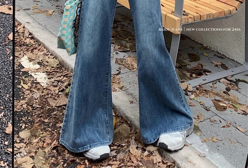 Puffie - High Waist Washed Flared Jeans