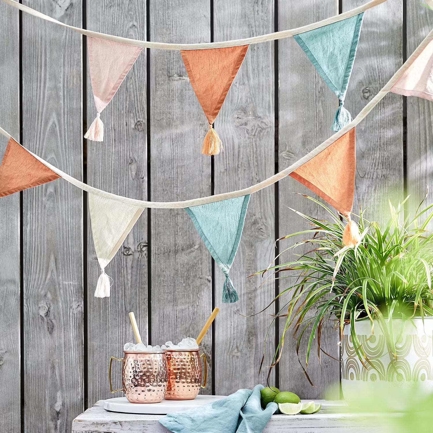 MIDSOMMAR Girlande mit Tassel