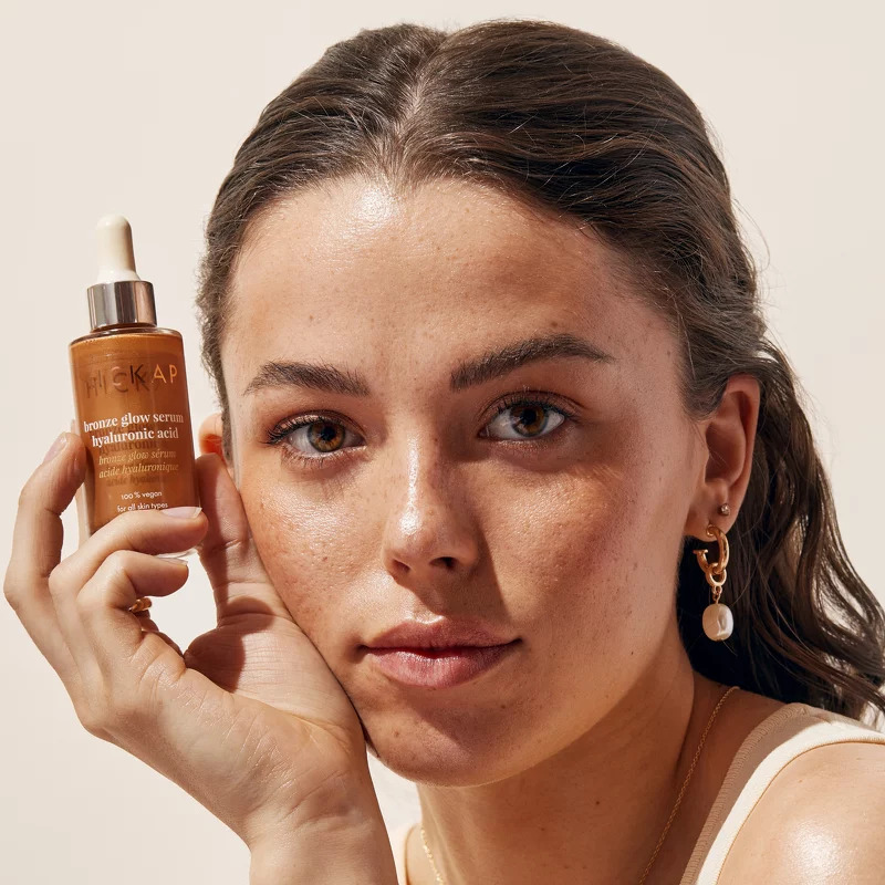 HICKAP Bronze Glow Serum Hyaluronic Acid 30 ml