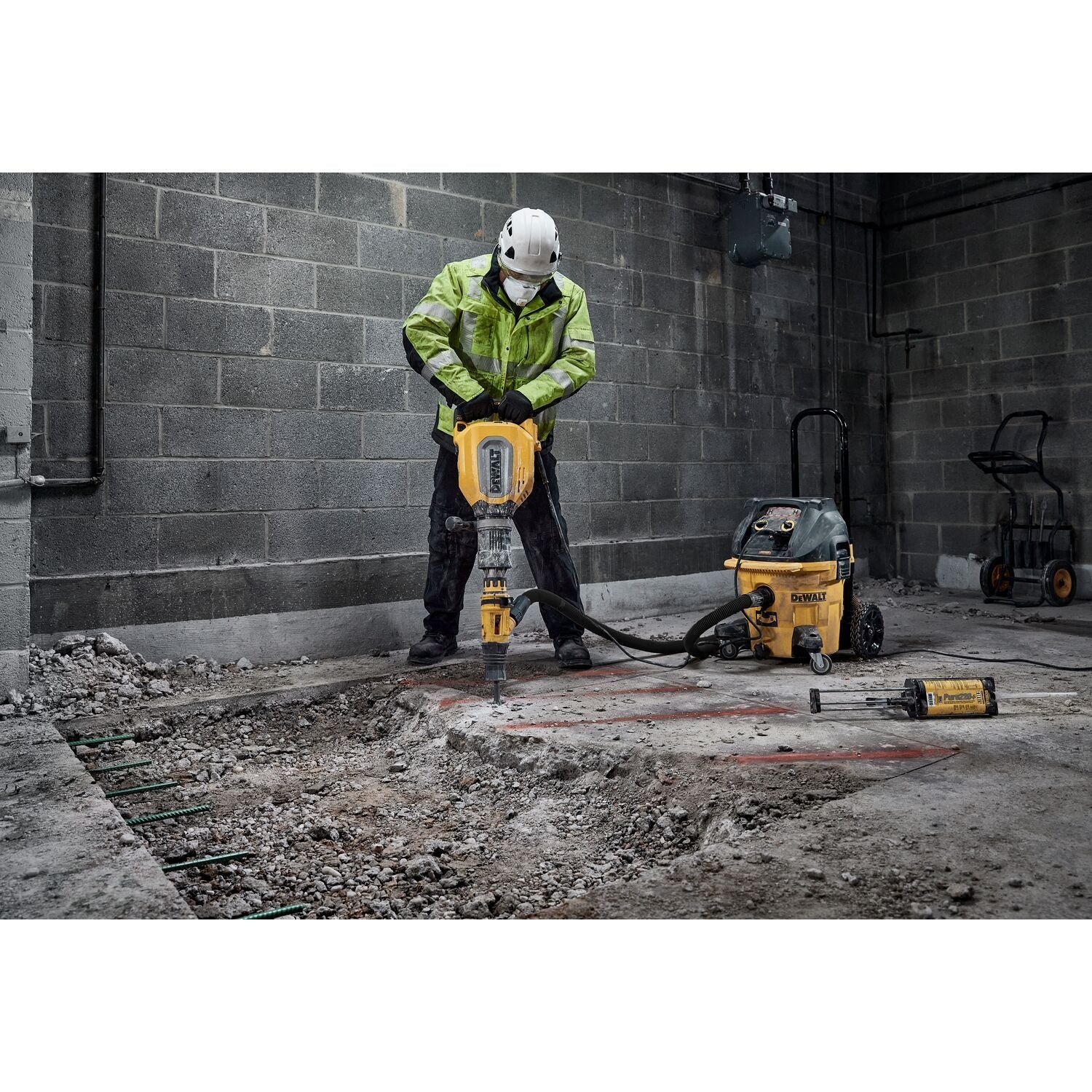 DeWALT D25911K Breekhamer SDS-Max 27J 230V 1700W in koffer