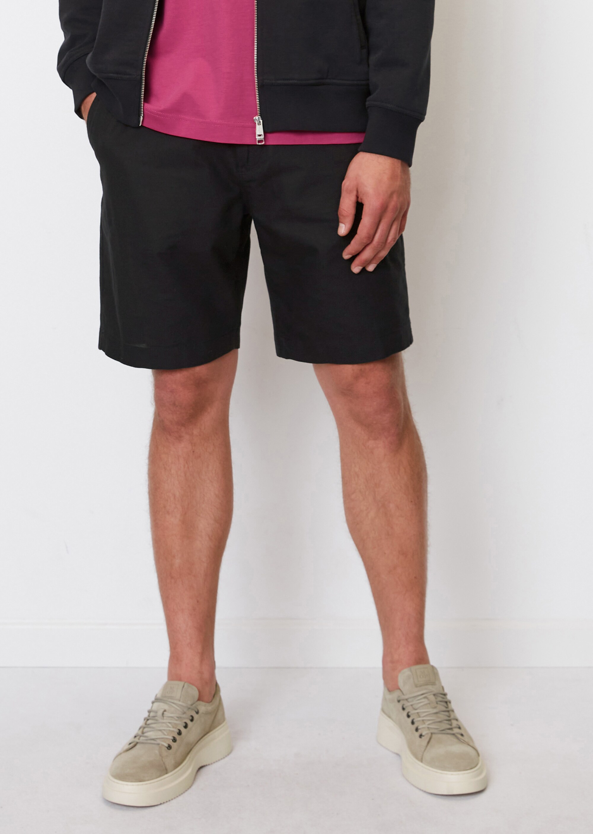 Shorts Modell EKSJÖ jogger relaxed aus Bio-Baumwolle und Leinen