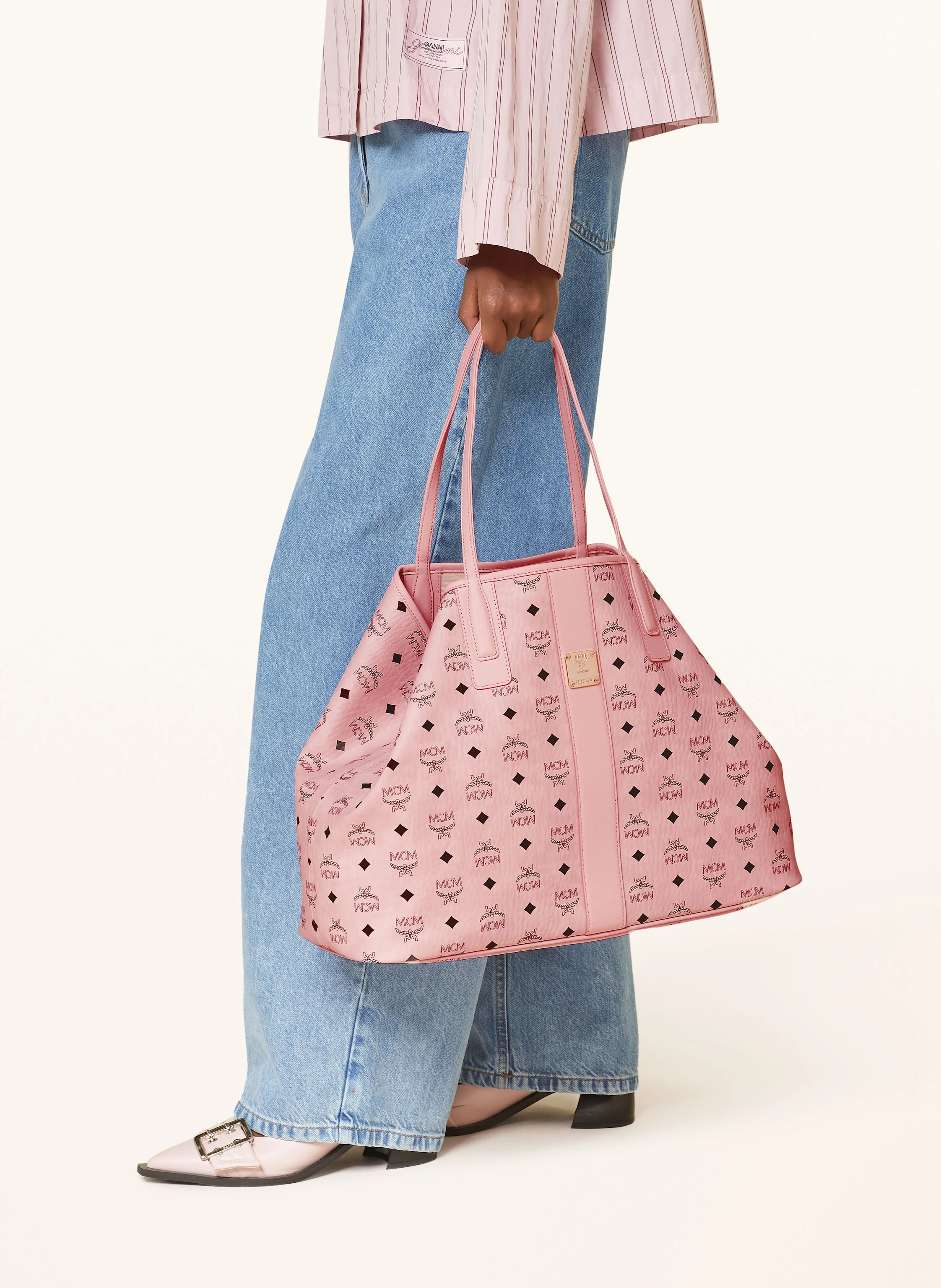 MCM Shopper LIZ VI LARGE mit abnehmbarer Pouch