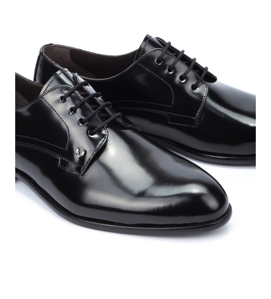 Sapatos Martinelli Richmond de couro preto
