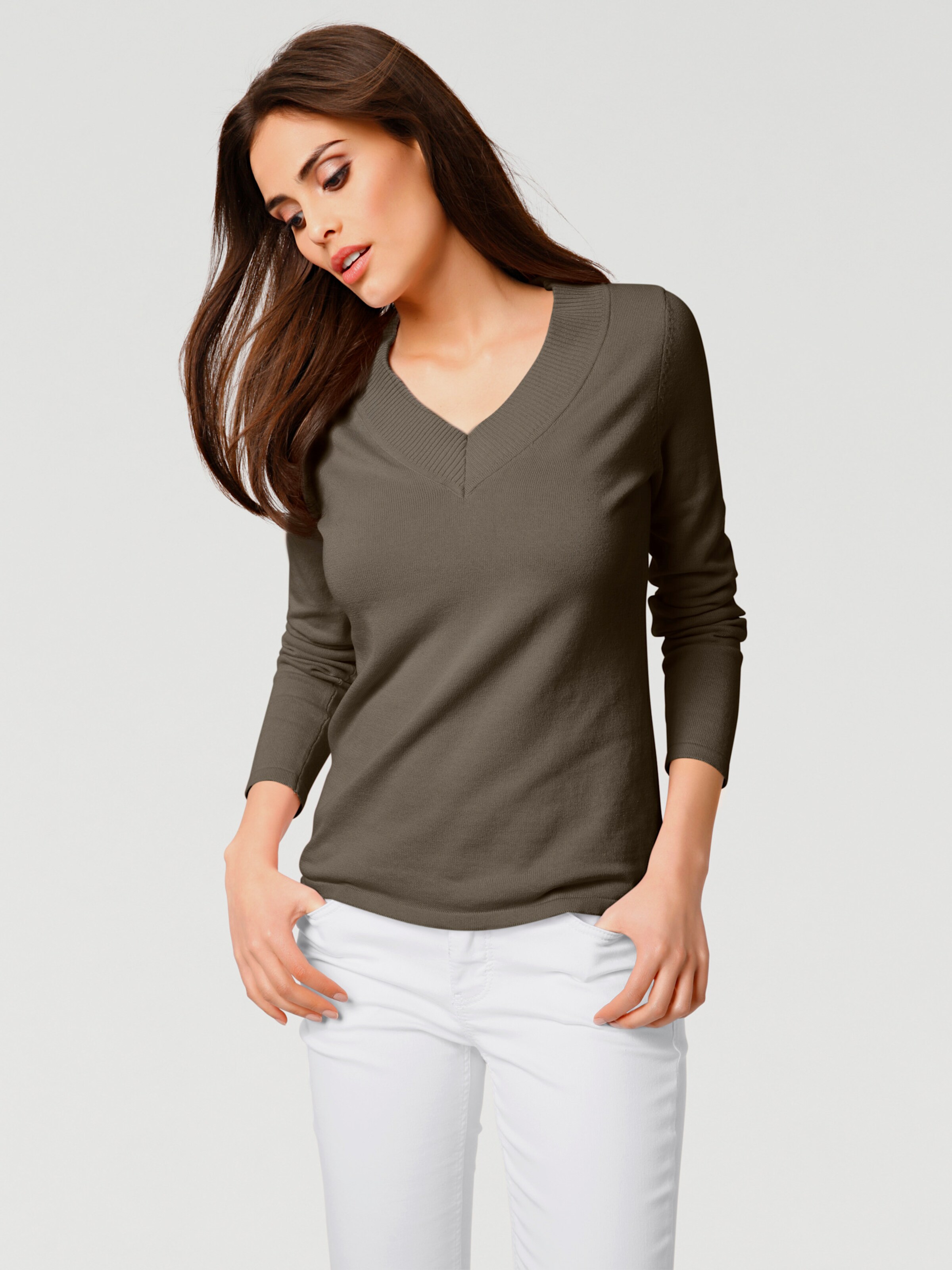 V-Pullover