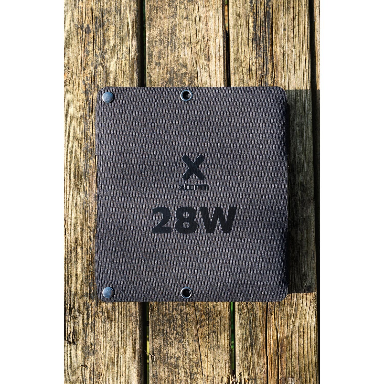 Xtorm 28W Foldable Solar Booster